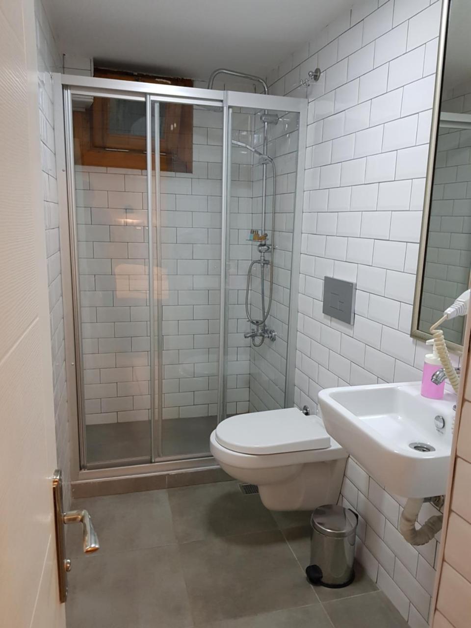 Hotel de apartamente Linden 2*